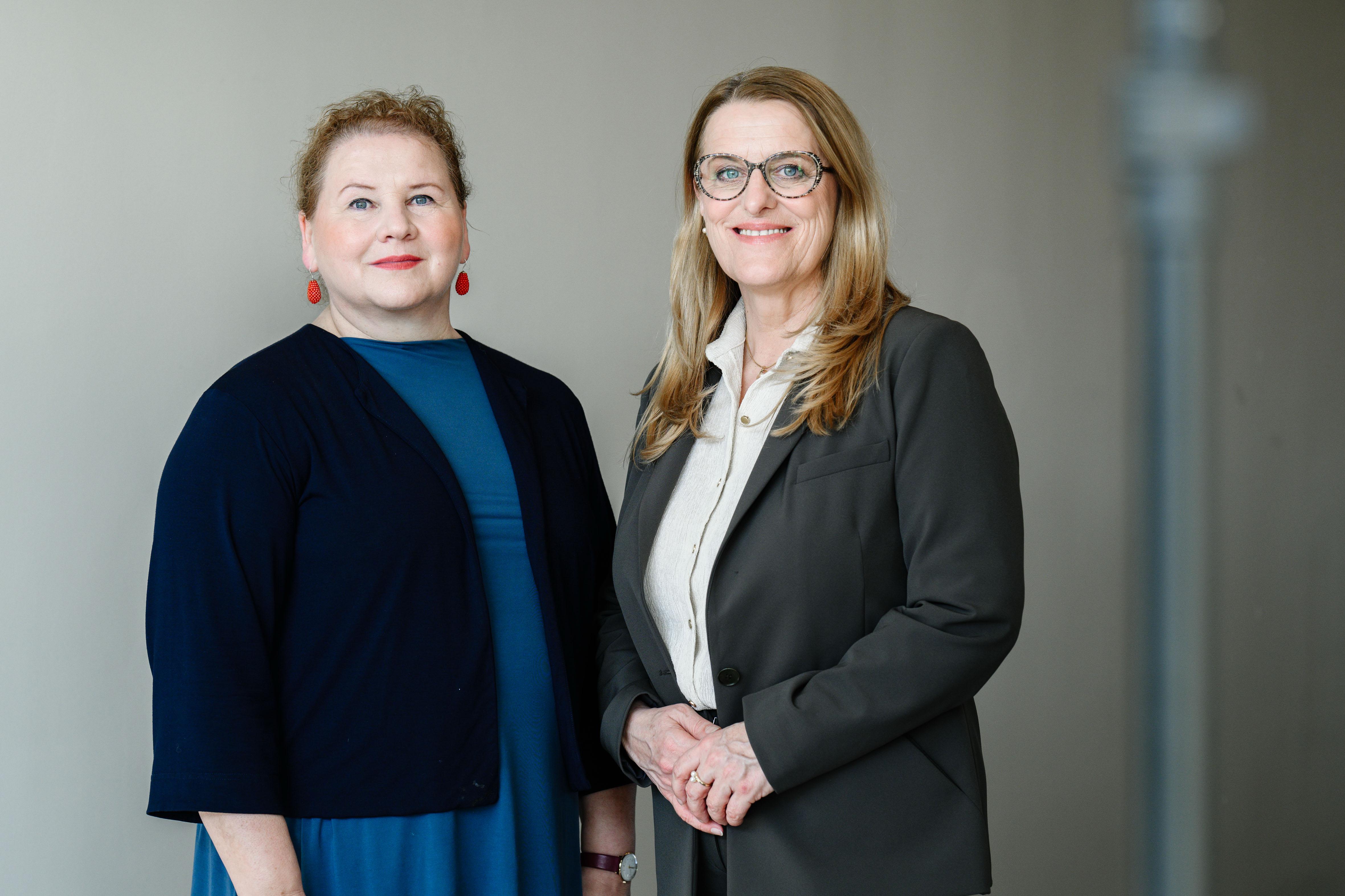 Bundesministerin Schumann und Staatssekretärin Königsberger-Ludwig
